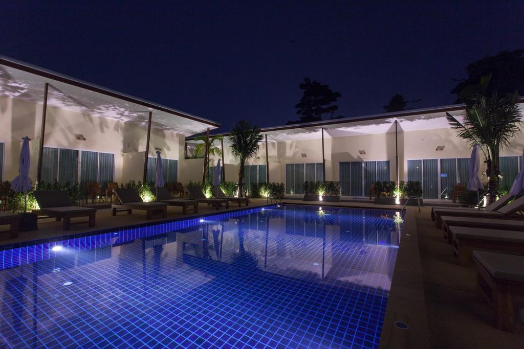 Chalong Princess Pool Villa Resort Sha Extra Plus Exterior foto
